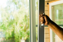 Ремонтируем пластиковые окна